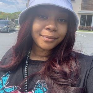 Meet your Posher, Solanna